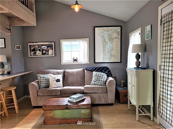 4th image of 27211 N Place