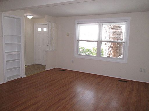 3rd image of 12355 Boncrest Dr