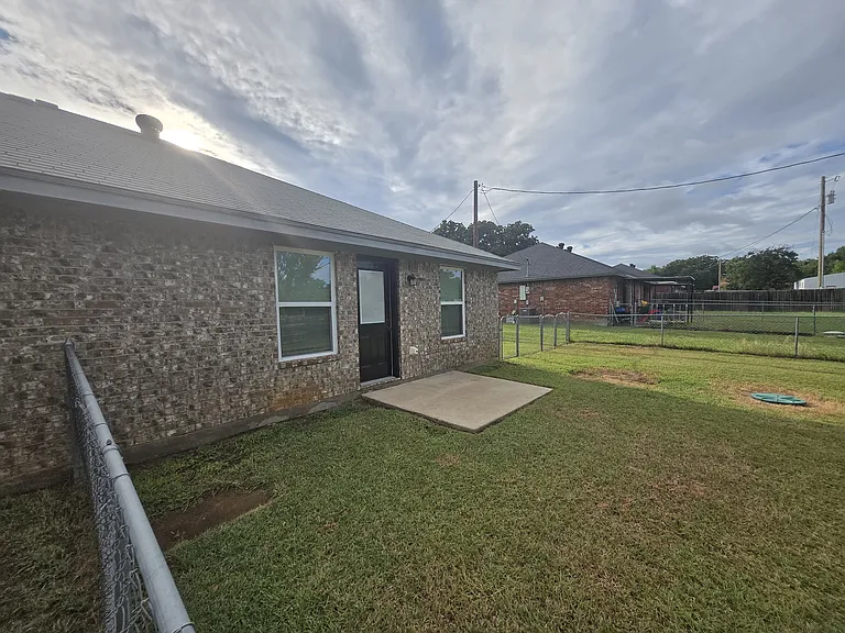 2545 E Renfro St #A — Photo 18
