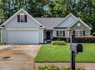 129 Dover Dr, King, NC 27021