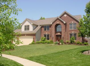 21492 Oakhurst Ln, Strongsville, OH 44149
