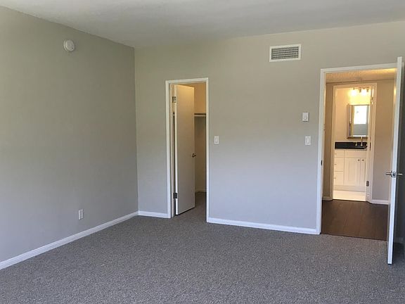 5th image of 1032 N Sweetzer Ave APT 201