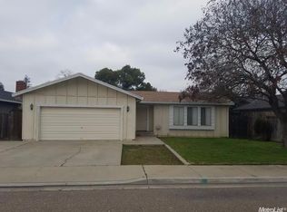 1445 Berry Dr, Turlock, CA 95382
