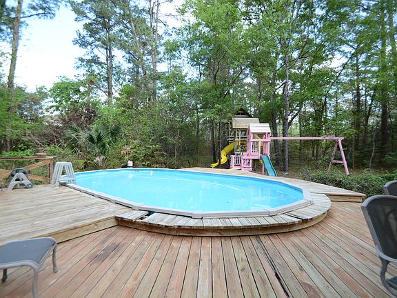4th image of 11081 Oak Forest Dr