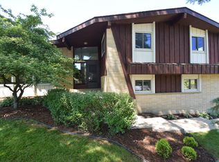 5430 W Branch Trl, Racine, WI 53402