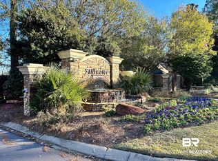 20 Farrington Ln, Daphne, AL 36527