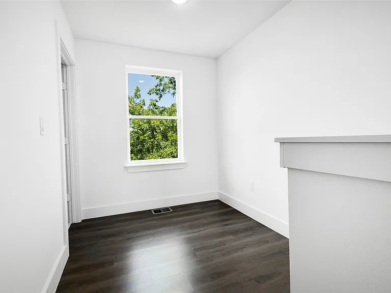2011 Kirby St #103 — Photo 22