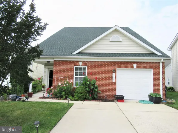 9135 Clubhouse Dr, Delmar, MD 21875