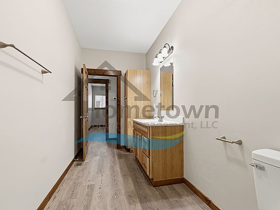 4th image of 461 Shadow Green Rd