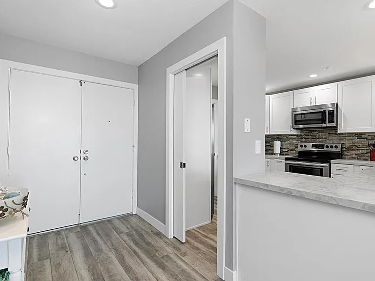 910 N Pacific St #31 — Photo 13