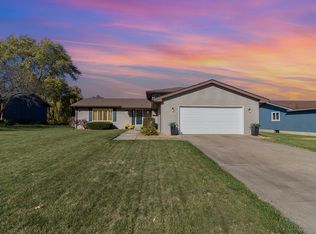 12330 W 102nd St, Saint John, IN 46373