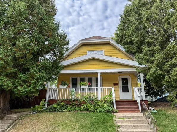 969 South 57th STREET, West Allis, WI 53214