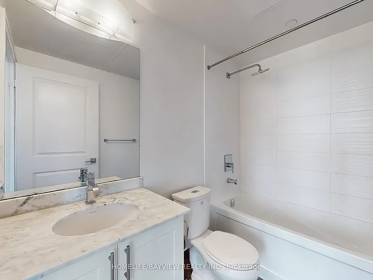 7167 Yonge St #1212 — Photo 23