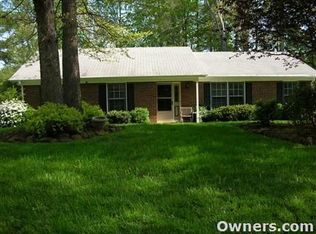 14 Granada Ct, Greensboro, NC 27407