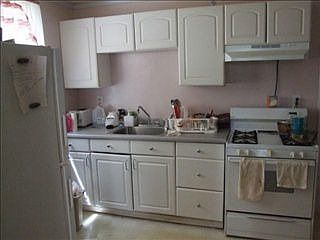2nd image of 410 2nd Ave
