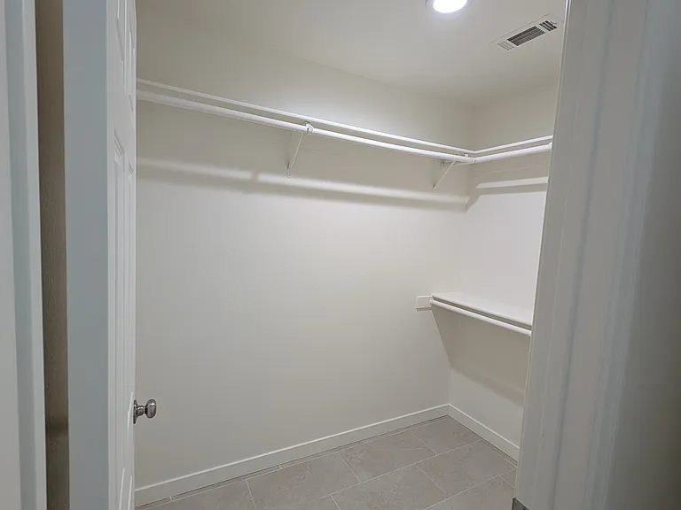13648 Mesquite Ave — Photo 8