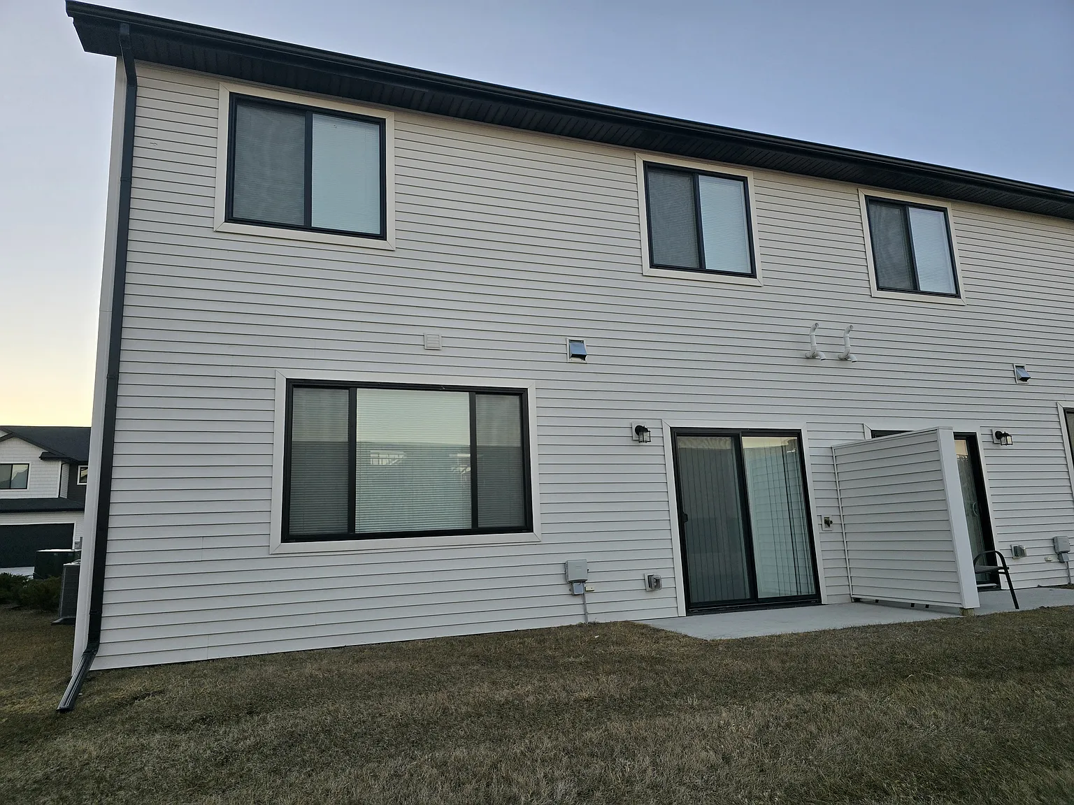 3 bed, 1565 sqft, $1,800 — Photo 3