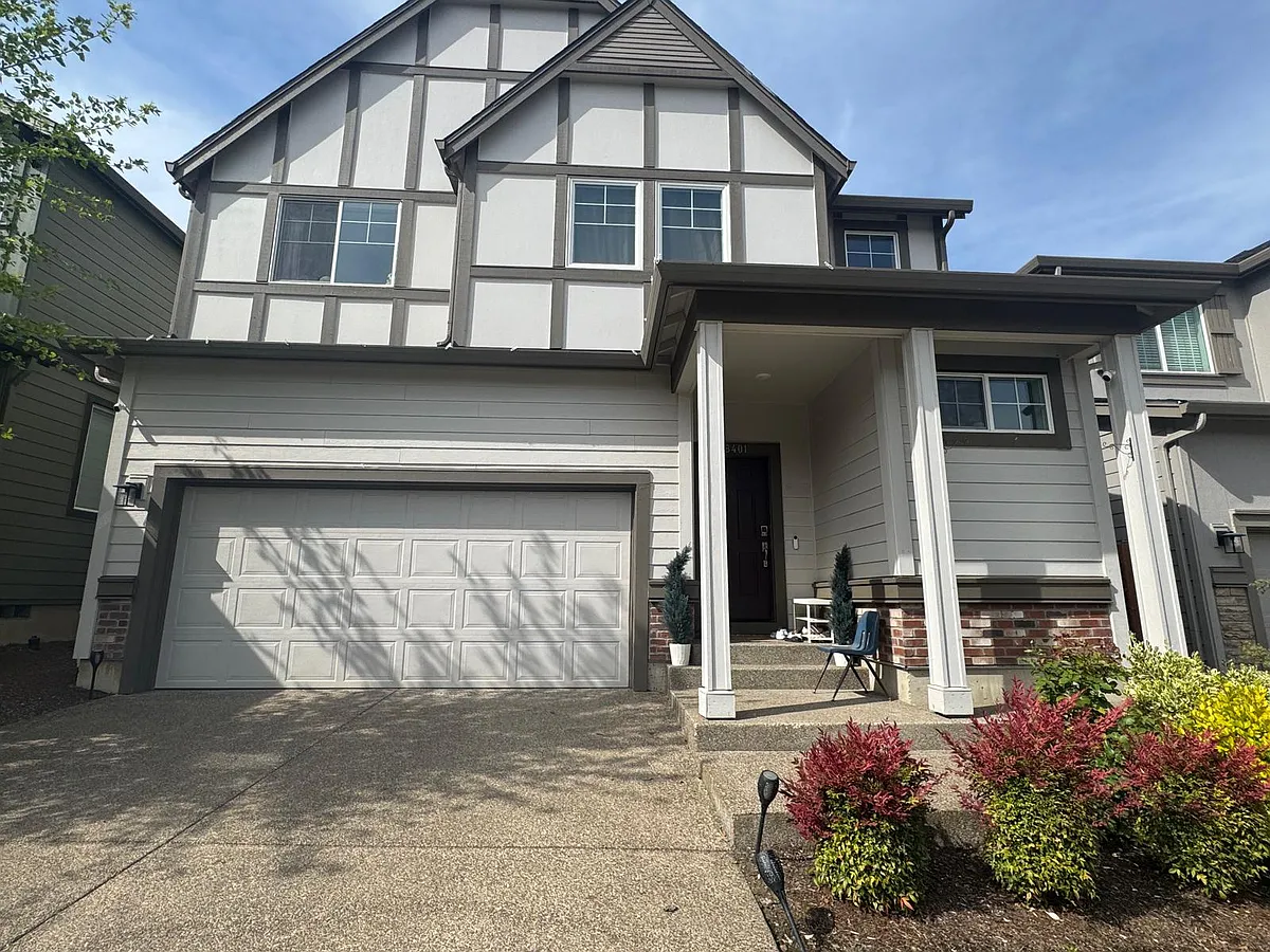 Front - 18401 SW Sugarloaf Ln