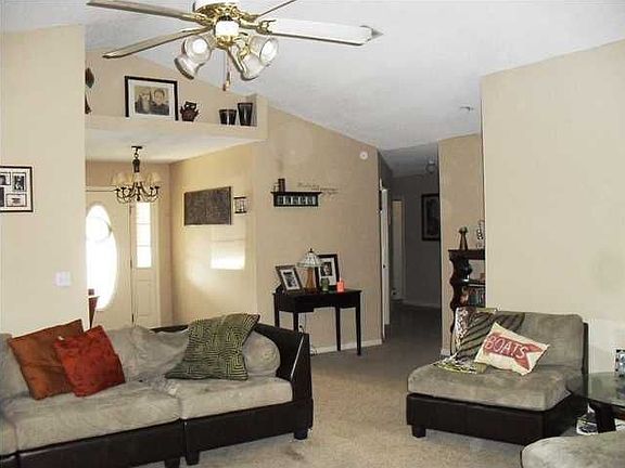 4th image of 1236 Greystone Ln