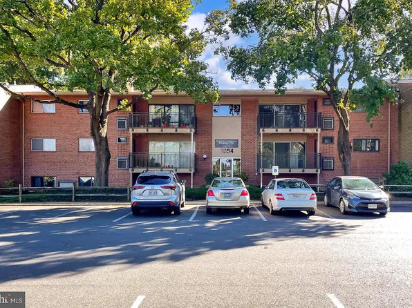 7354 Route 29 Unit 202, Falls Church, VA 22046