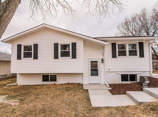 1010 Timber Ln, Glenwood, IA 51534