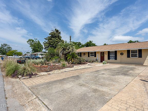 3rd image of 3106 W 21st Ct