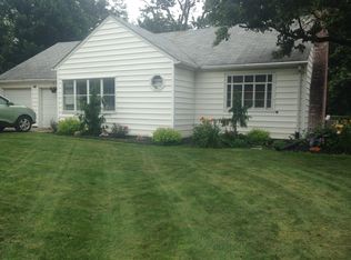 419 Heatherwood St SW, North Canton, OH 44720