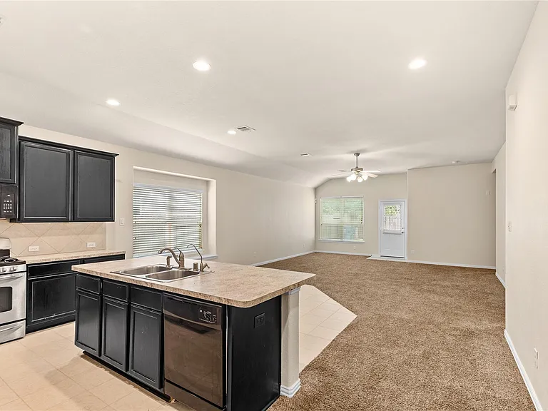 22810 Highland Bluff Ln — Photo 8