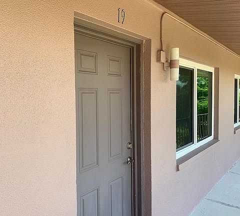 3rd image of 2025 Cass Way APT 19