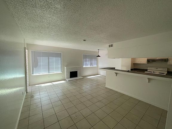 3rd image of 5743 Blachly Way #2
