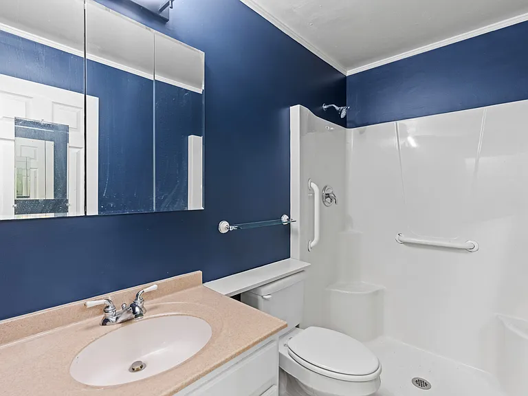 211 Crocker Dr #1-B — Photo 20