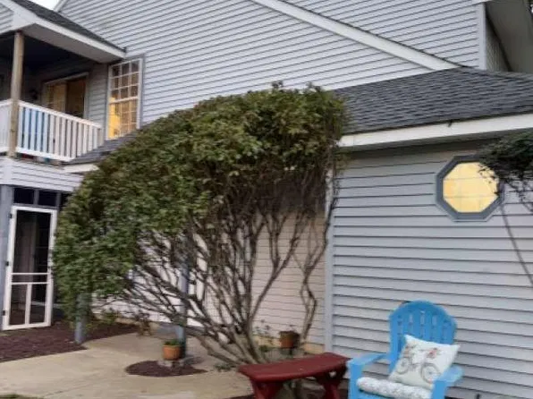 28 Waterview Dr, Absecon, NJ 08205