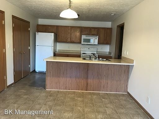 2nd image of 1117 Anthrop Dr APT 10