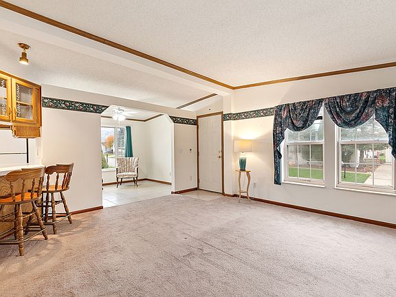 4th image of 22705 S Butler Ln