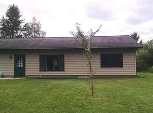 10 W Riverside Rd, Esko, MN 55733