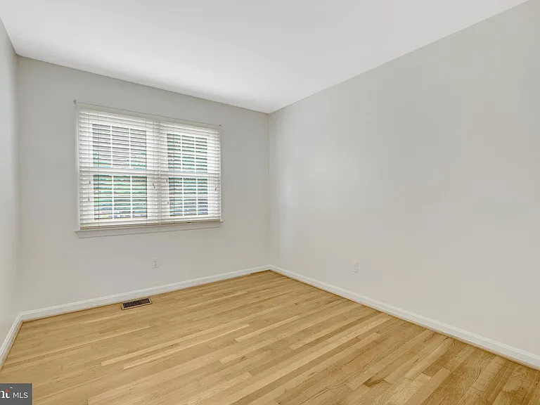 615 Kearney Ct SW — Photo 22