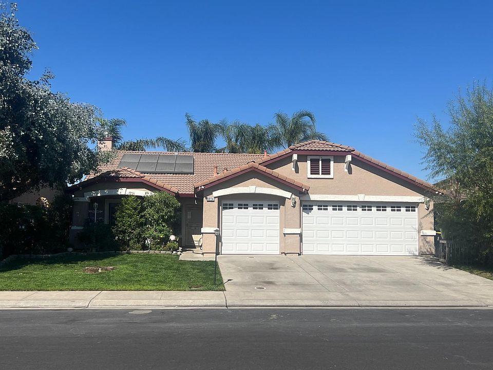 1st image of 4954 Moorcroft Cir