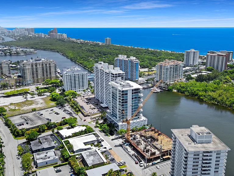 915 Intracoastal Dr #5 — Photo 3