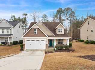 94 Falls Creek Dr, Spring Lake, NC 28390