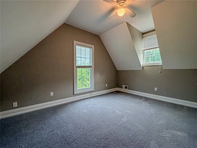 4349 Glen Eden Rd — Photo 22