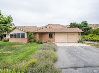 3912 Burch Mountain Rd, Wenatchee, WA 98801