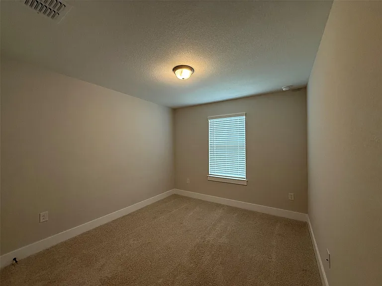 158 Ginger St — Photo 13