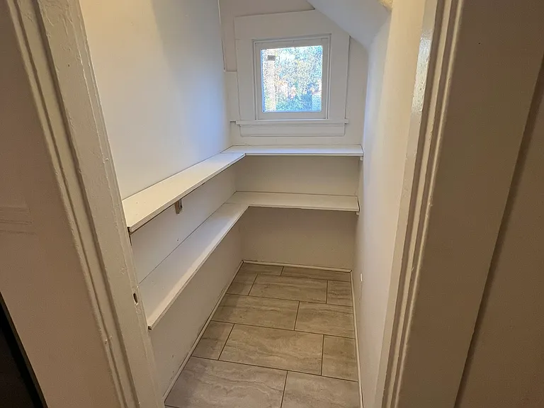 1108 Highland View Ave — Photo 8