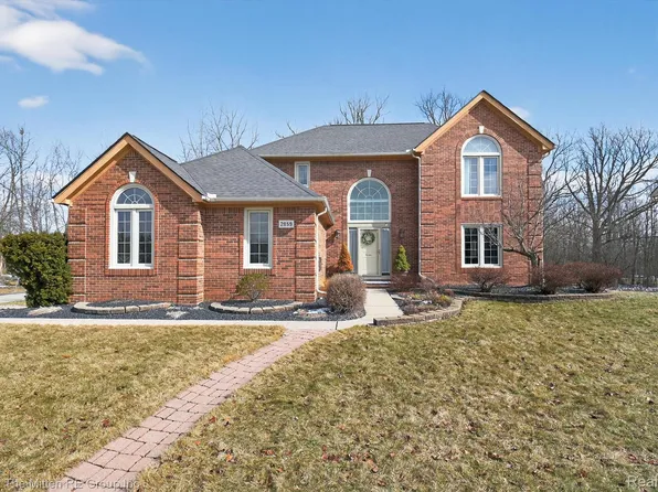 2859 Doncaster Dr, Canton, MI 48188