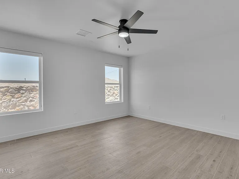 5981 Ruidoso Downs St — Photo 23