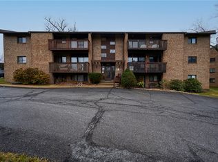 1205 Dutilh Rd APT 4, Cranberry Township, PA 16066