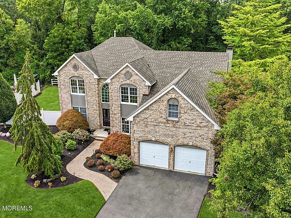 3rd image of 48 Vardon Way