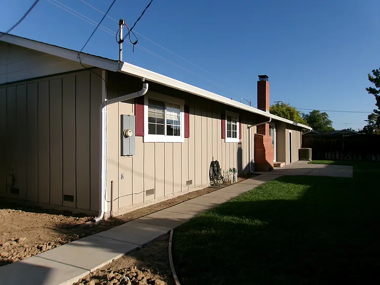 4470 Sally Dr — Photo 7