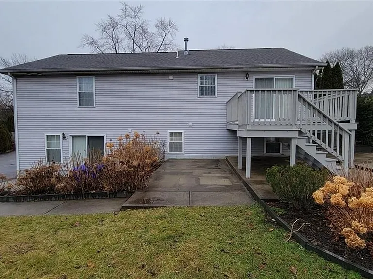 15 S Locust Ave #1 — Photo 11