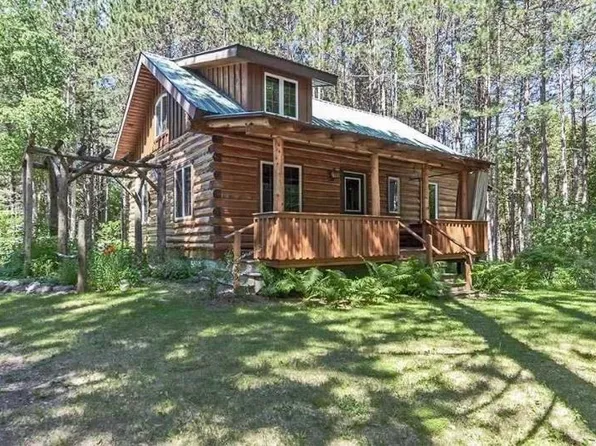 W5850 135th Ln, Wallace, WI 49893